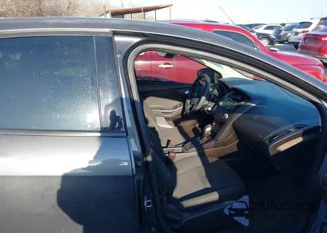 2016 Ford Focus Se from USA, damaged, VIN 1FADP3F2XGL394970